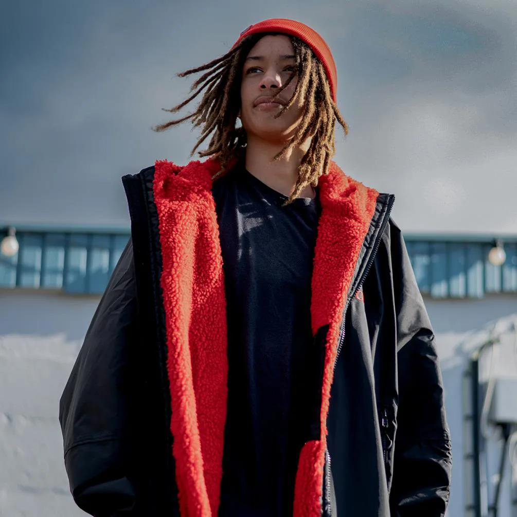 dryrobe Advance Long Sleeve Changing Robe - Black / Red Extra Image 5